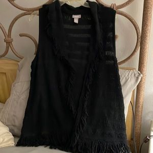 Chicos sleeveless cardigan sweater fringed collar and down front area